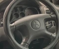 Mitsubishi Montero - 2