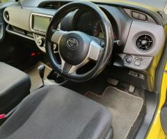 Toyota Vitz 2015 - 2