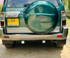 Toyota Land Cruser Prado TZ - 2